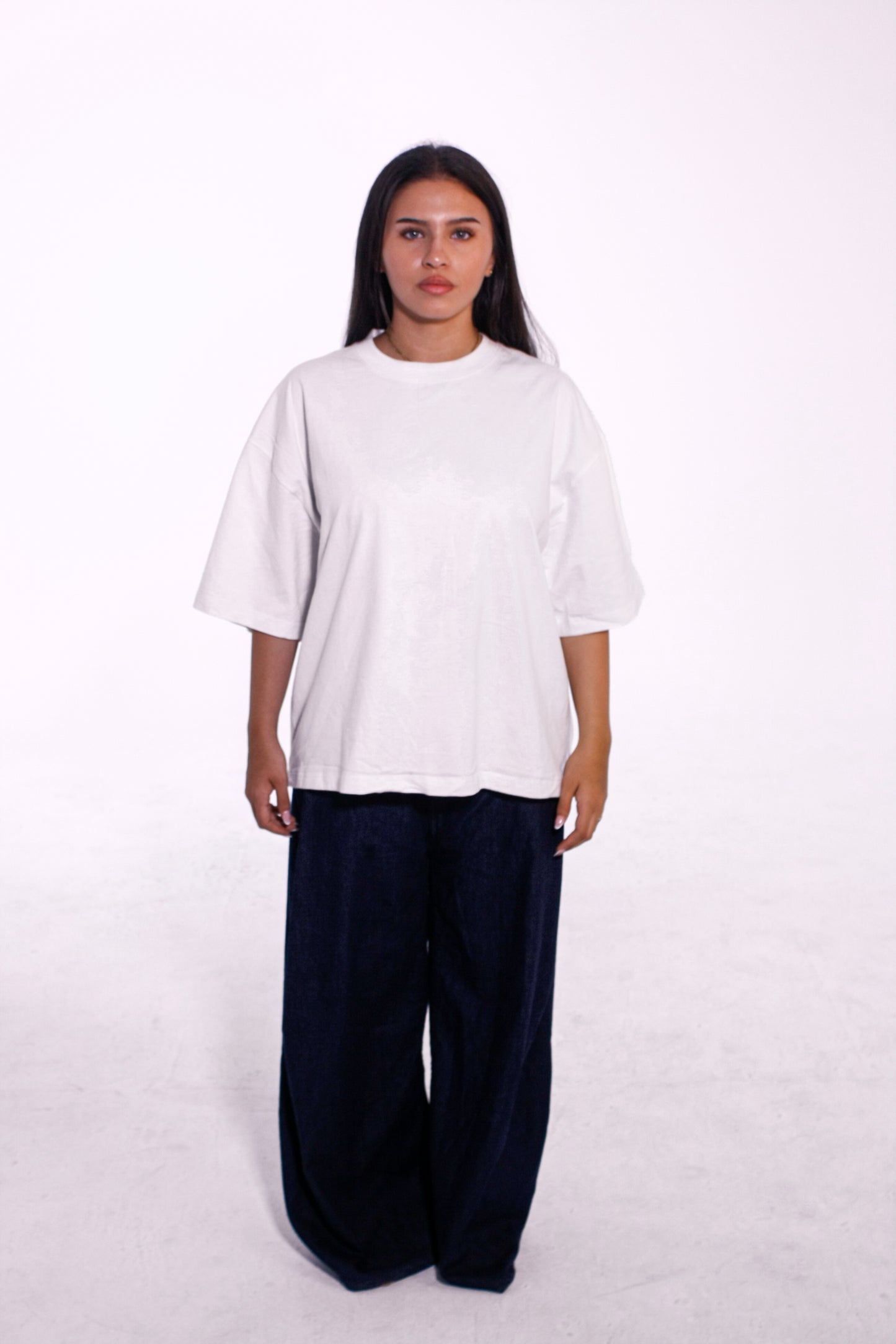 Camiseta Oversize Cropped Back Logo White