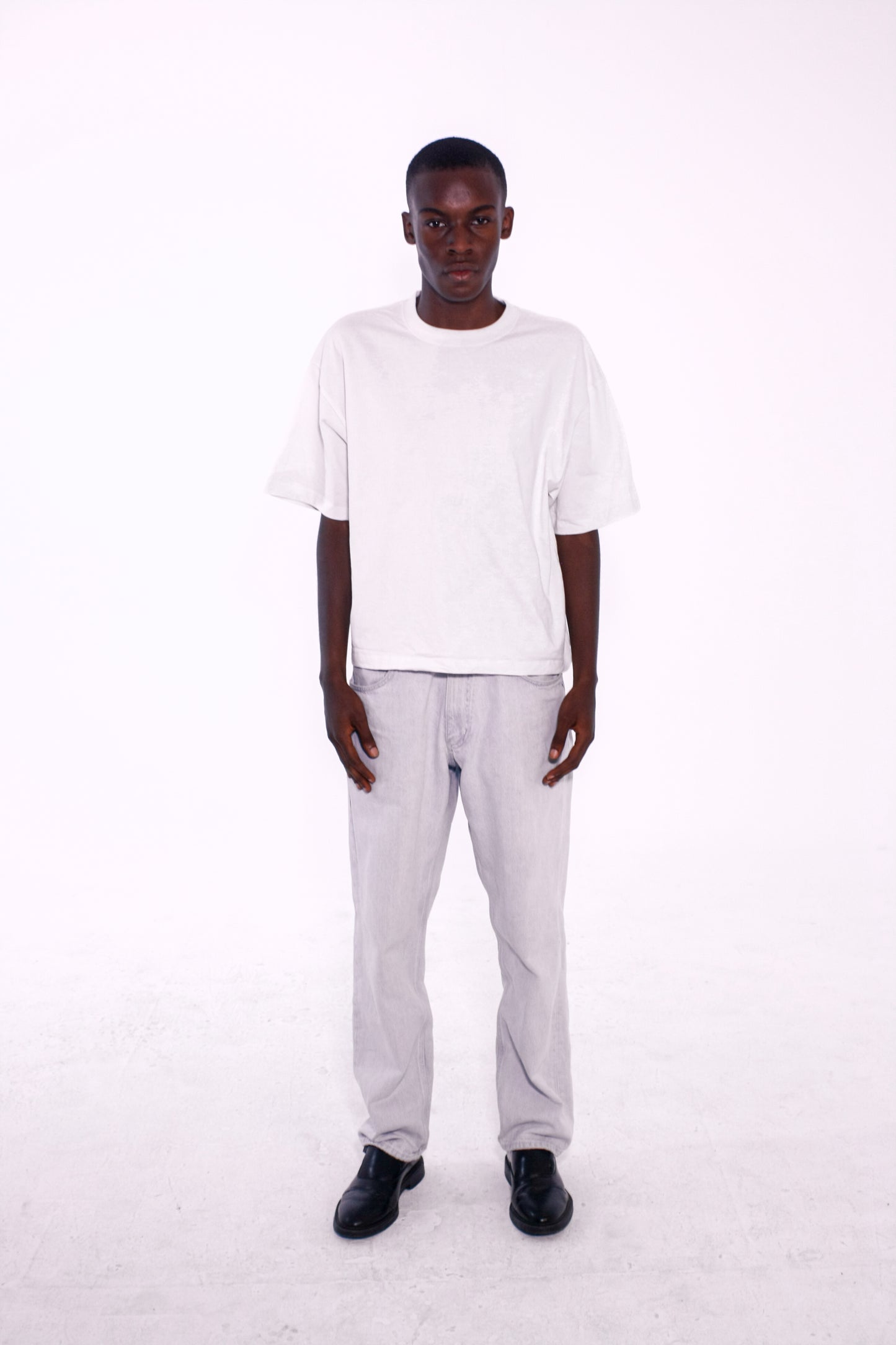 Camiseta Oversize Cropped Back Logo White